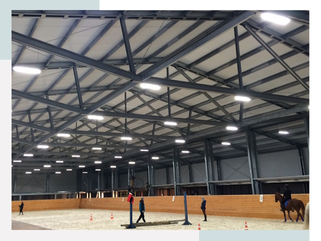 Строительство конных манежей от 606 руб в Асбест